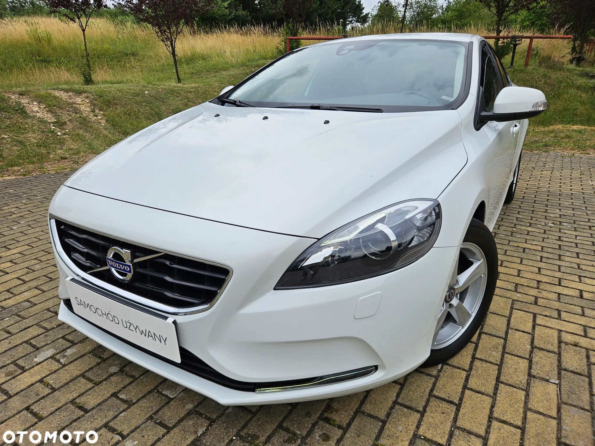 Volvo V40 T3 Kinetic - 1