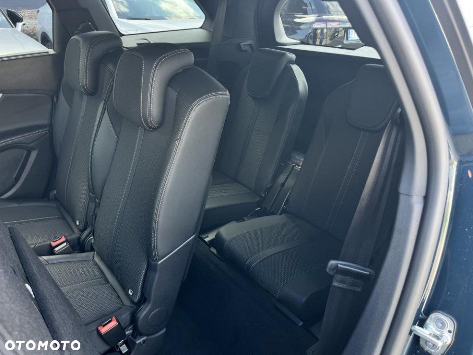 Peugeot 5008 - 14