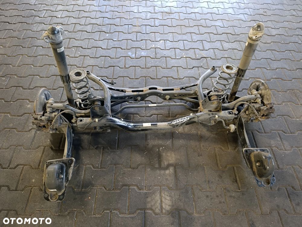 VW TOURAN II 2 III 3 2.0 TDI ZAWIESZENIE BELKA TYŁ TYLNE - 1