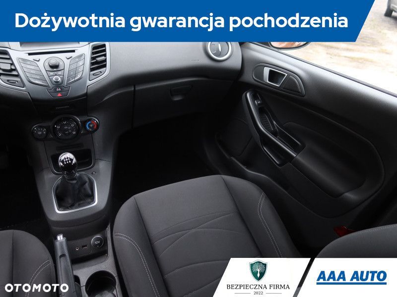 Ford Fiesta - 9
