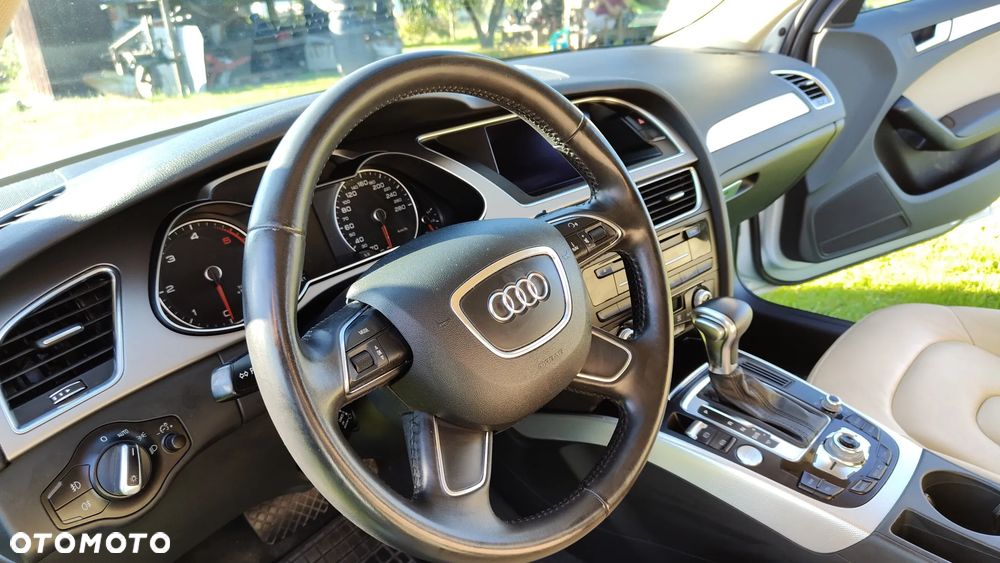 Audi A4 Avant 2.0 TDI DPF multitronic S line Sportpaket - 30