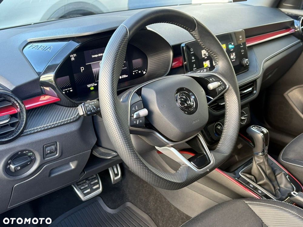 Skoda Fabia 1.5 TSI Monte Carlo DSG - 12