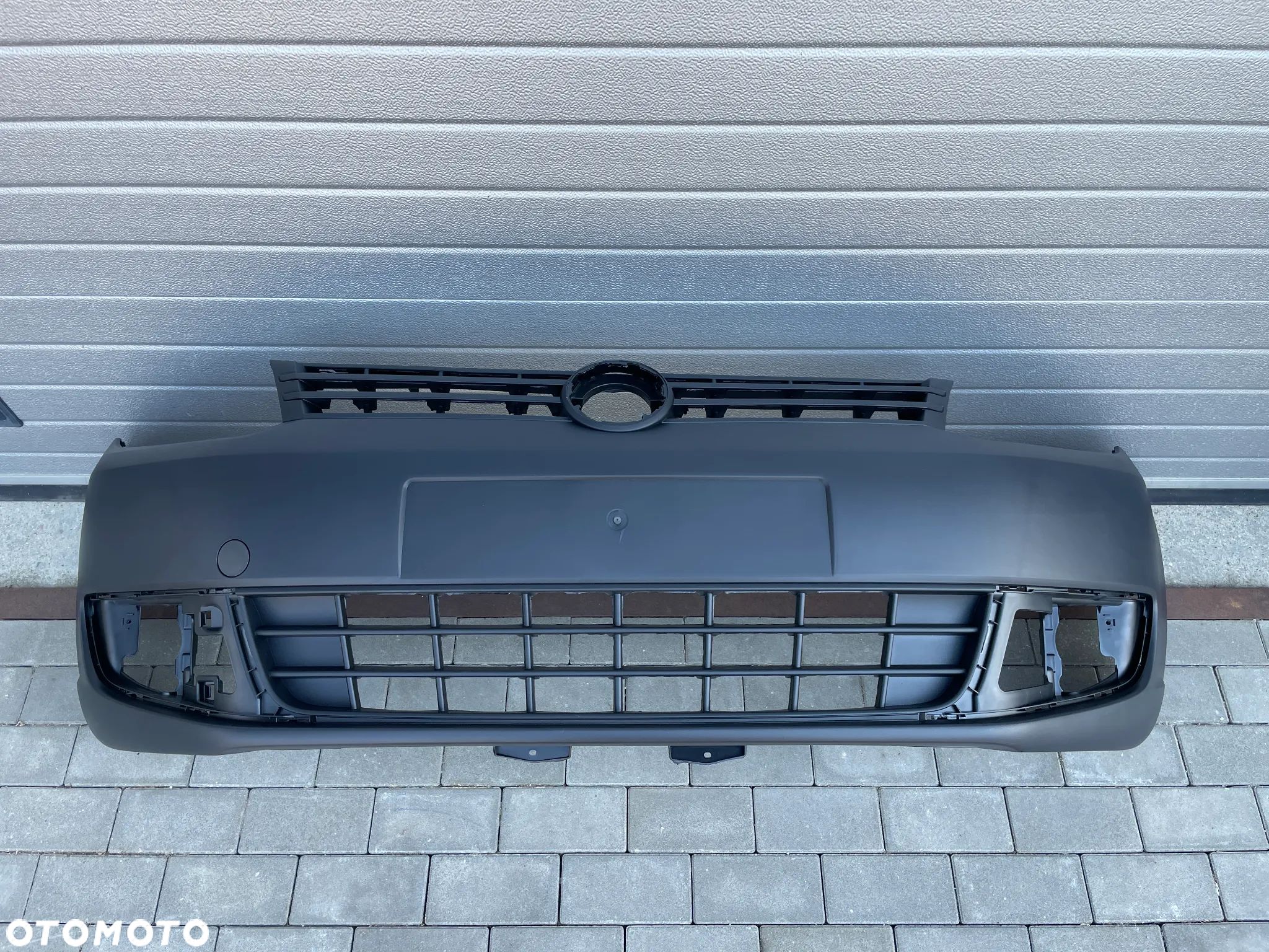 ZDERZAK PRZEDNI VW CADDY III  2010-2015 - NOWY CZARNY - 1