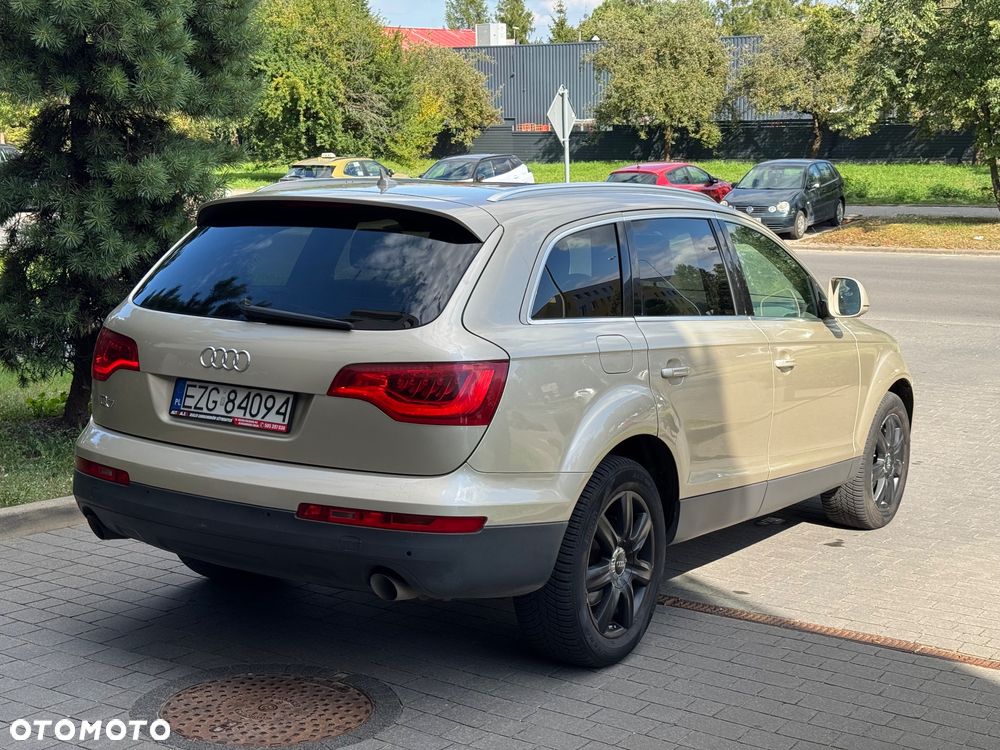 Audi Q7 3.0 TDI Quattro Tiptronic - 4
