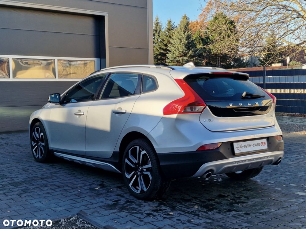 Volvo V40 Cross Country D2 Geartronic Momentum - 12