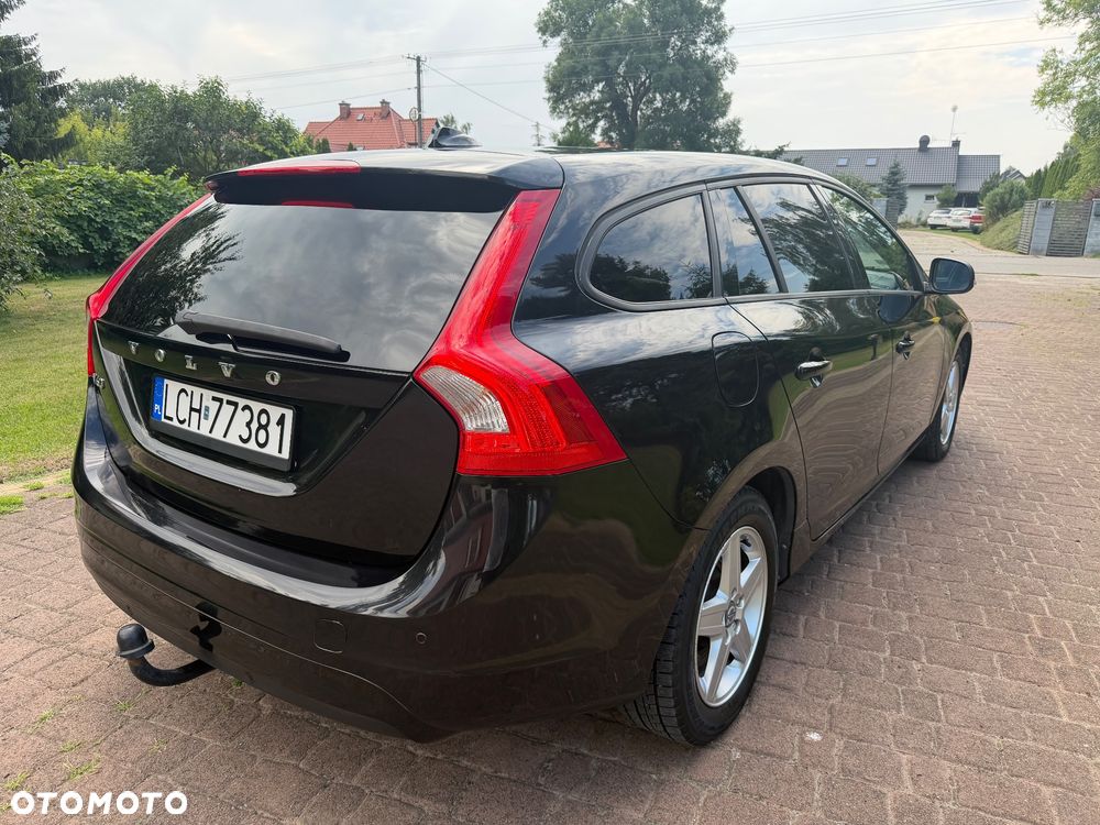 Volvo V60 D2 R-Design Momentum - 13