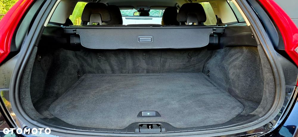 Volvo V60 T3 Edition Pro - 10