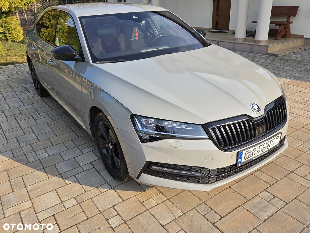 Skoda Superb 2.0 TDI SCR 4x4 Sportline DSG - 10