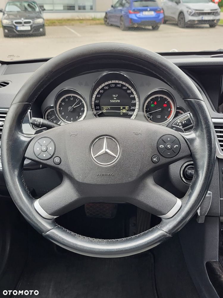 Mercedes-Benz Klasa E 350 CDI 4-Matic Avantgarde - 26