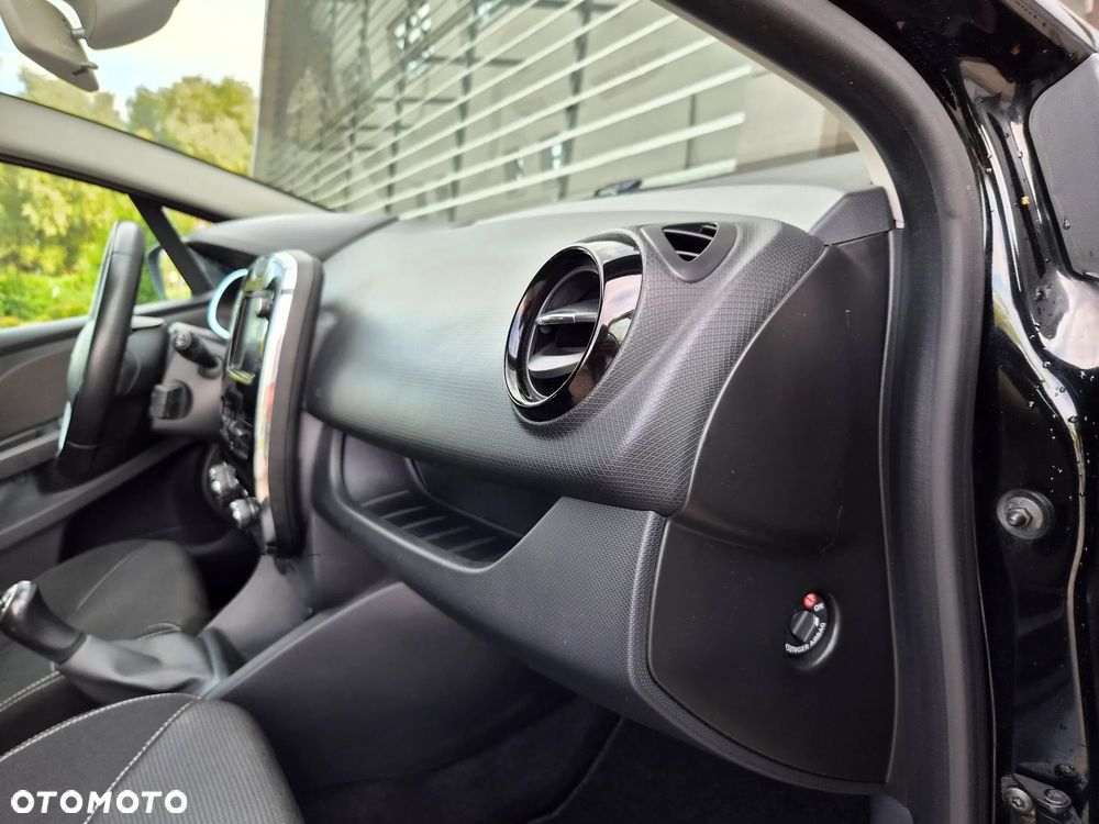 Renault Clio 1.2 16V 75 Dynamique - 25
