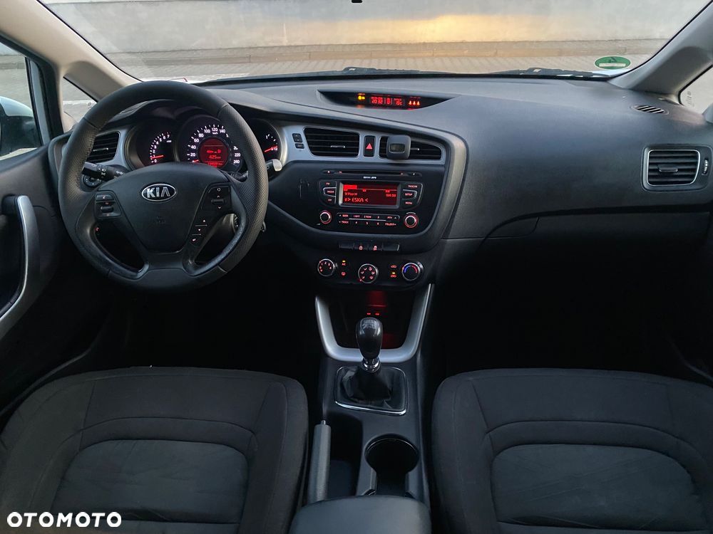Kia Ceed 1.4 L - 7