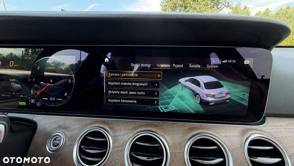 Mercedes-Benz Klasa E 220 d Exclusive - 29