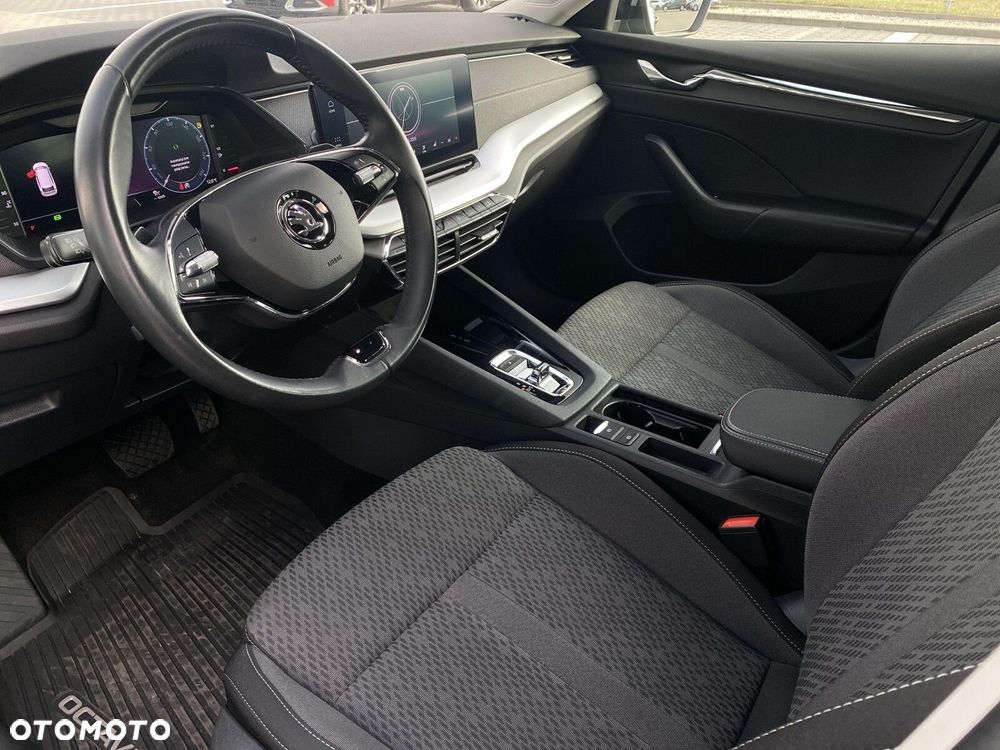 Skoda Octavia 2.0 TDI SCR Style DSG - 10