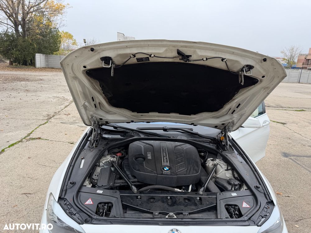 BMW Seria 5 525d xDrive AT - 4