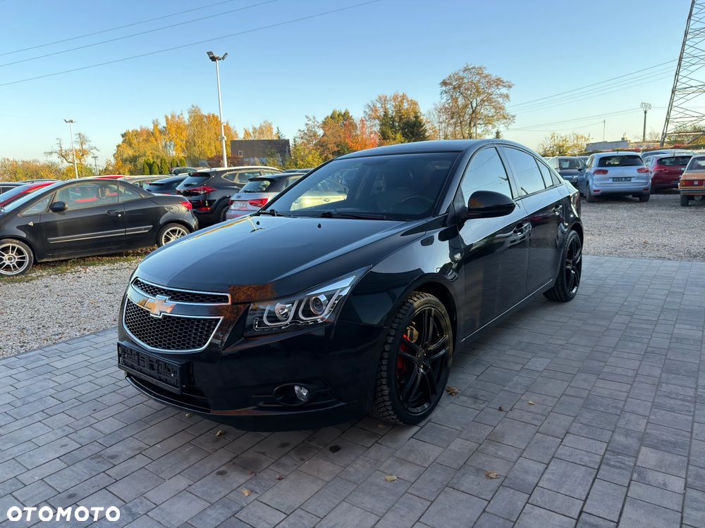 Chevrolet Cruze 1.8 LTZ+ - 12
