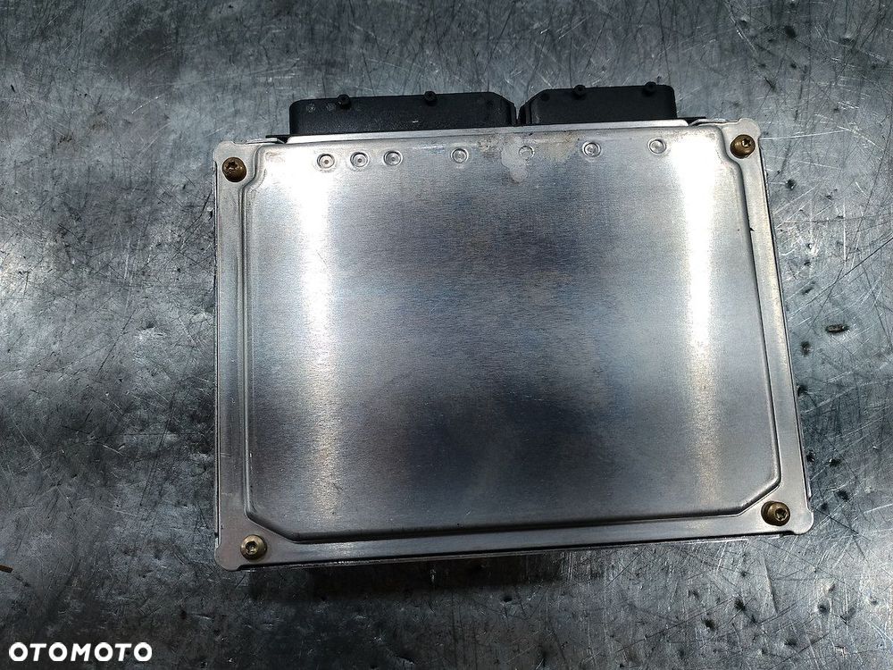 KOMPUTER, STEROWNIK VW PASSAT B5 FL 4B0906018DH   0261207928 1.8 TURBO - 2
