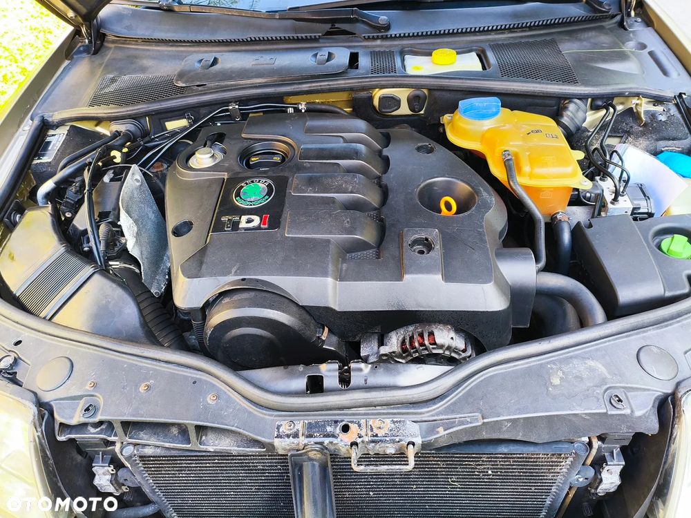 Skoda Superb 1.9 TDI Platinum - 16