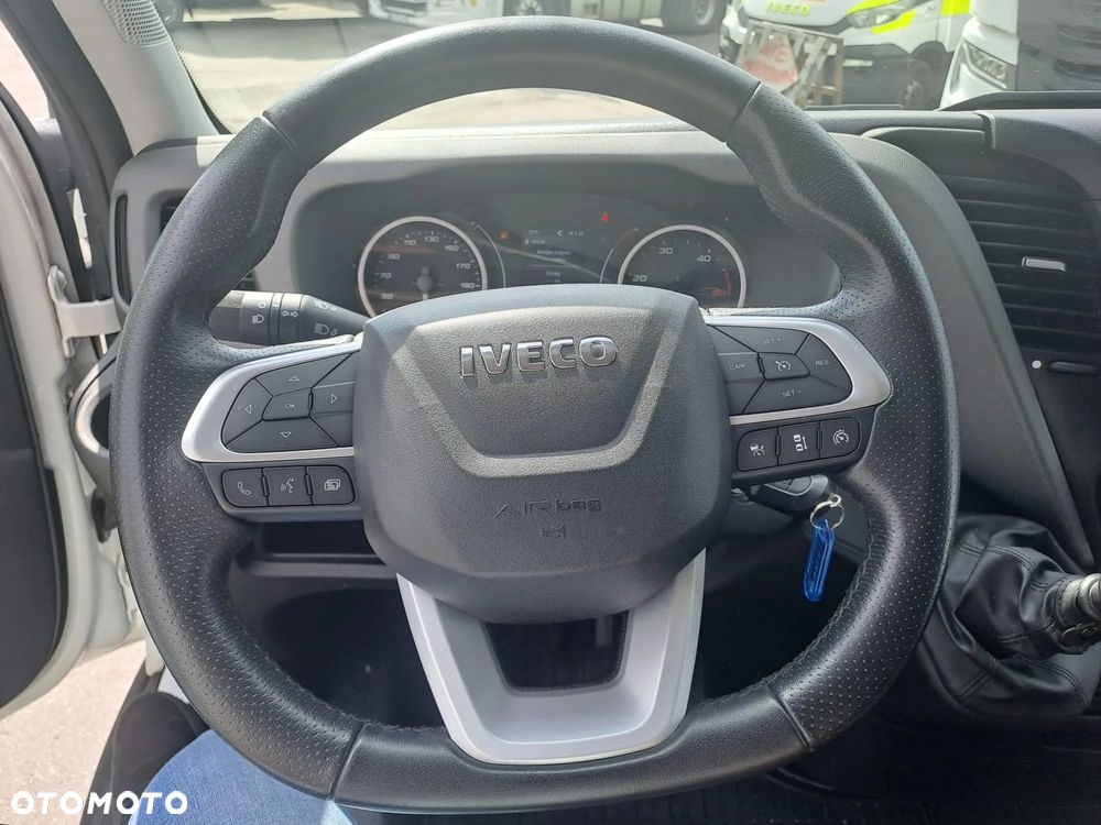 Iveco Daily | Plandeka + Winda 750kg | 3.0l 180KM | Full Led |  Krajowy | 8 EP | Firanka | - 10