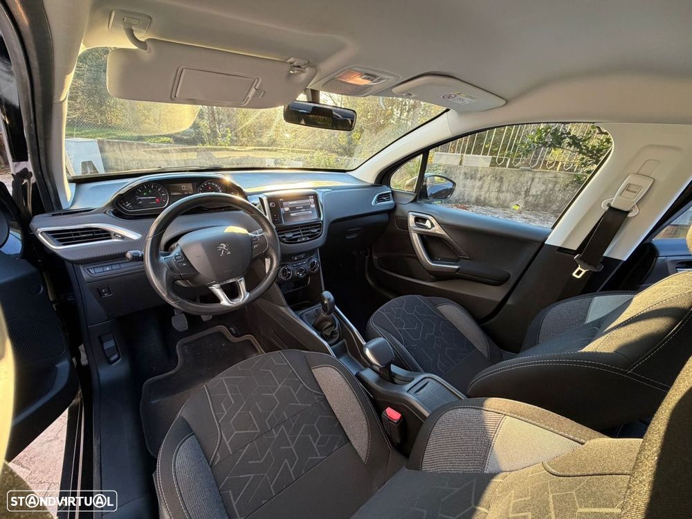 Peugeot 2008 1.2 PureTech Active - 20