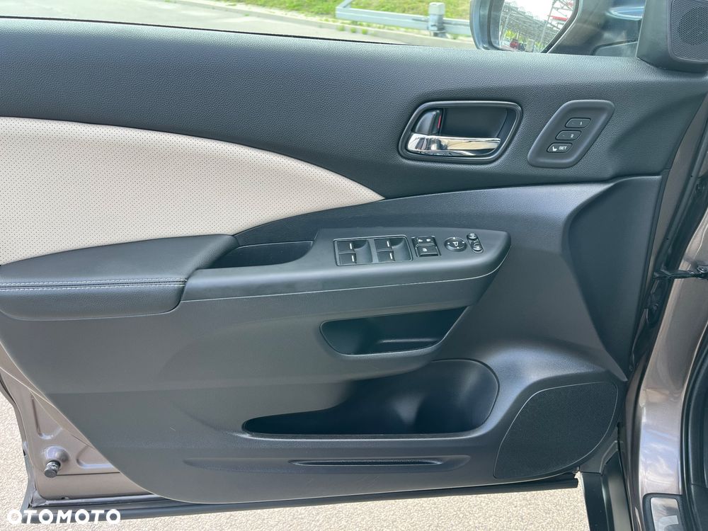 Honda CR-V 2.0i-VTEC 4WD Automatik Executive - 31