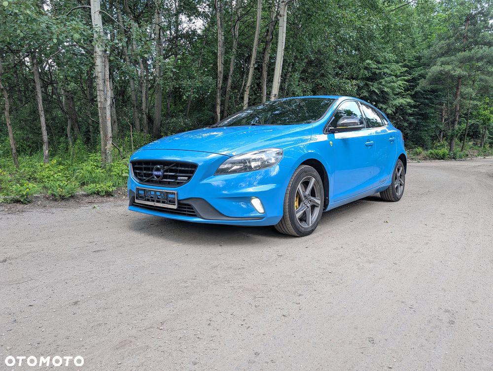 Volvo V40 D4 Drive-E R-Design Kinetic - 1