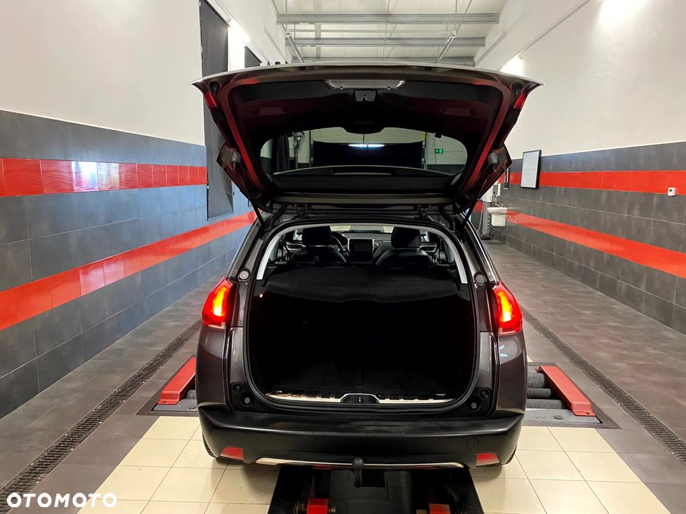 Peugeot 2008 1.6 VTi Allure - 15