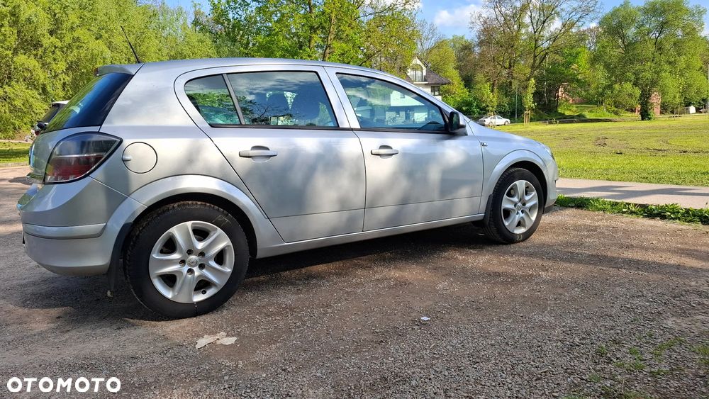 Opel Astra 1.6 - 4
