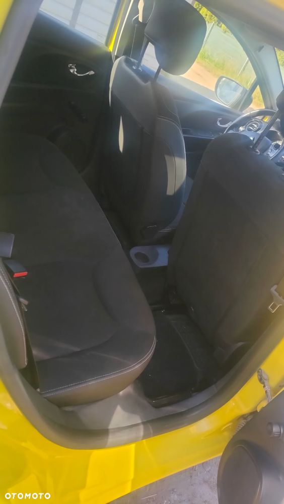 Renault Clio 1.2 16V Life - 8