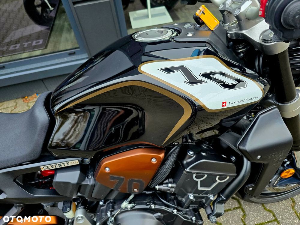 Honda CB - 20