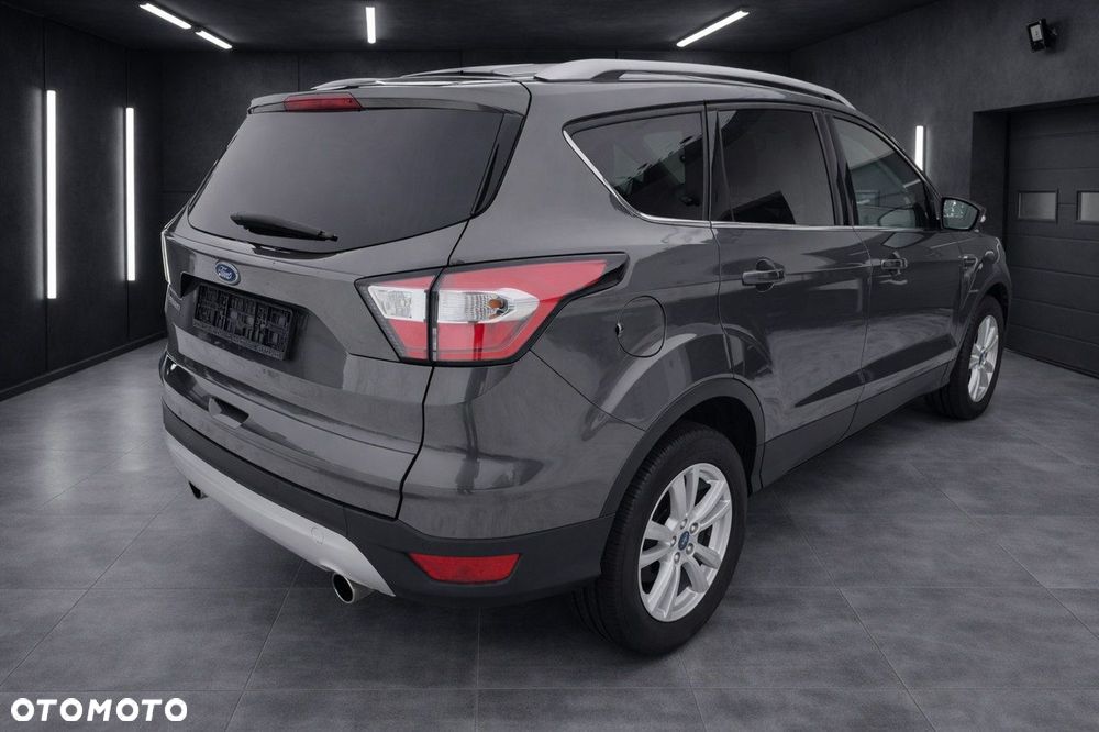 Ford Kuga - 8