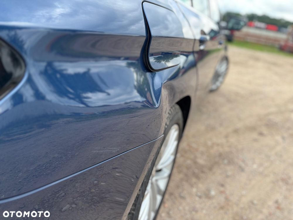 BMW Seria 5 530d xDrive - 11