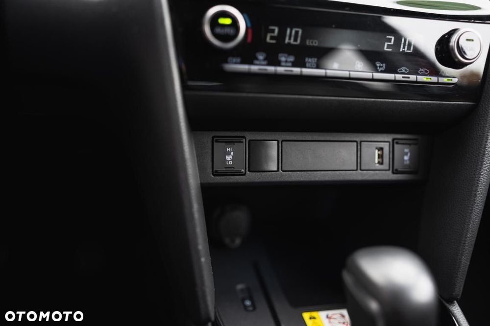 Toyota Yaris Cross - 18