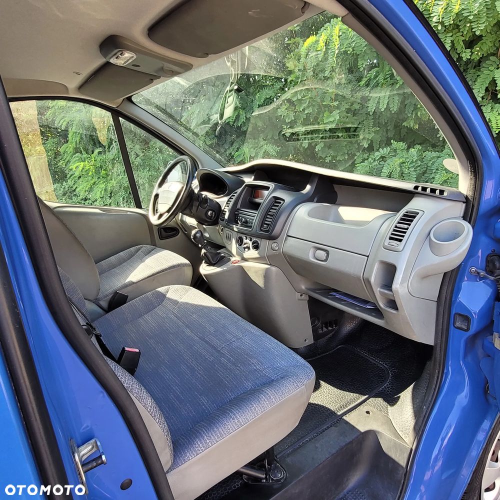 Renault TRAFIC - 8