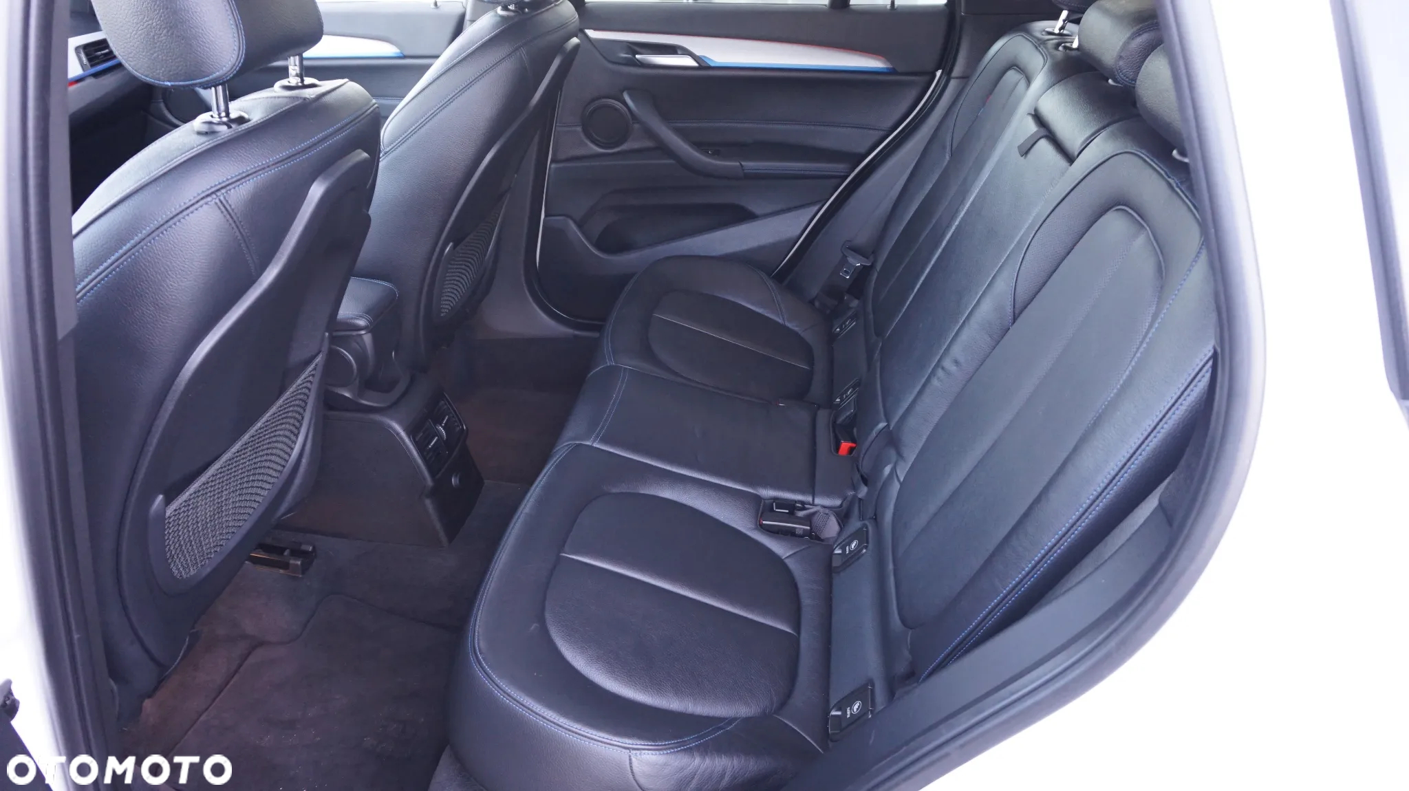 BMW X1 - 13