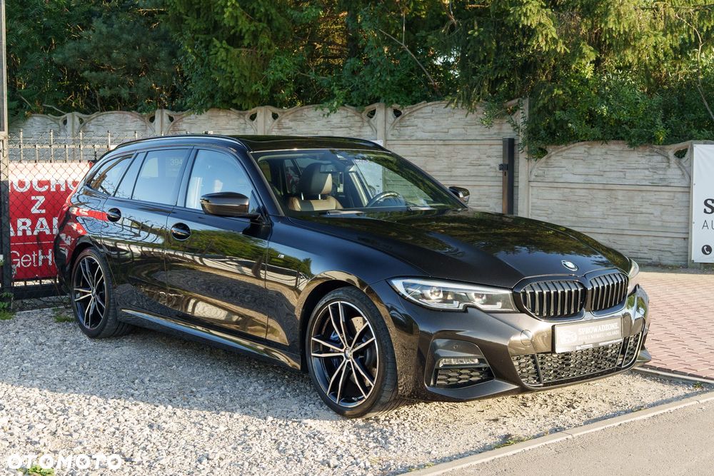 BMW Seria 3 320i Edition M Sport Shadow - 41