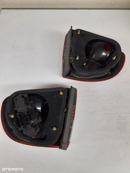 LAMPA TYLNA SEAT TOLEDO II ZEWNĘTRZNA PRAWA - 4