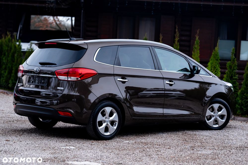 Kia Carens 1.7 CRDi L 7os - 14