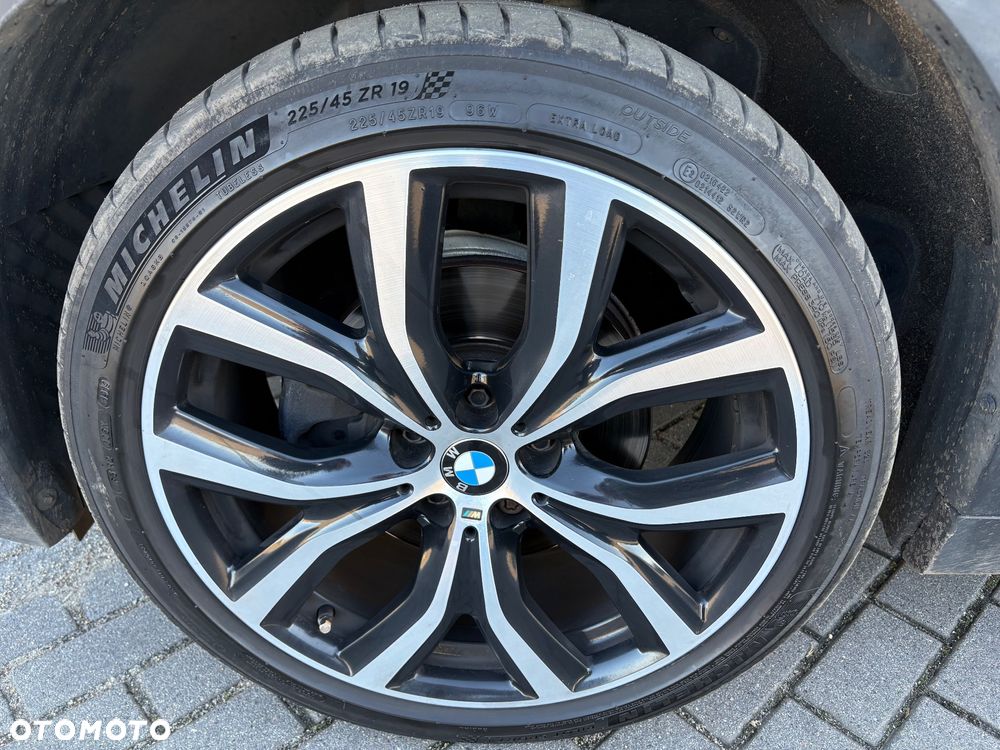BMW X2 sDrive18d Advantage sport - 16