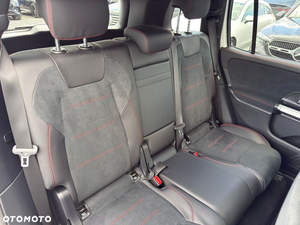 Mercedes-Benz GLB 200 AMG Line 7G-DCT - 27