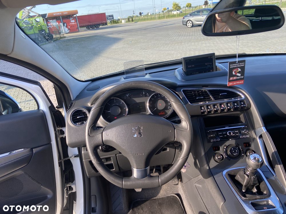 Peugeot 3008 HDi FAP 150 Roland Garros - 11