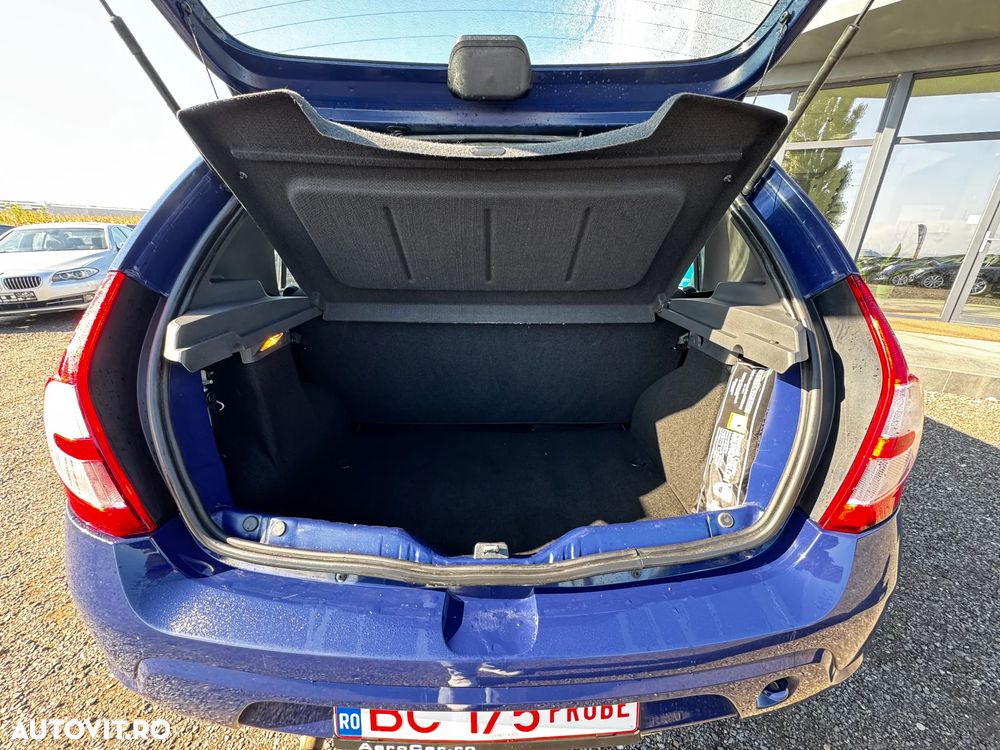 Dacia Sandero 1.2 16V - 13