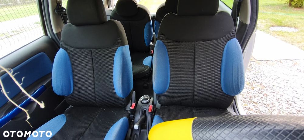 Citroën C2 1.4 VTR - 12