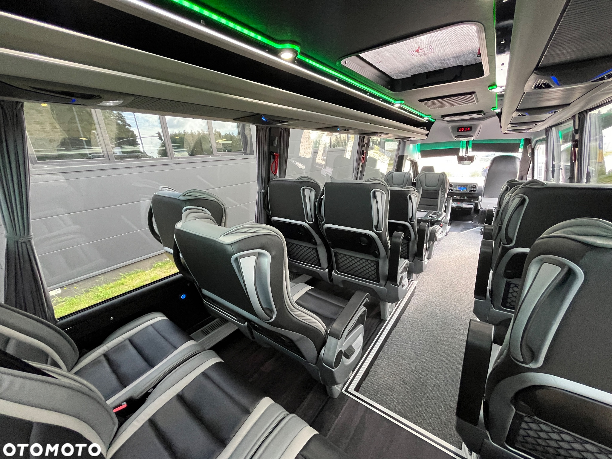 Mercedes-Benz Sprinter 519 - 28