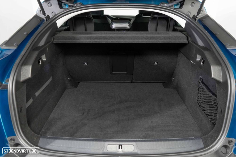Peugeot 408 1.2 Hybrid Allure e-DCS6 - 13