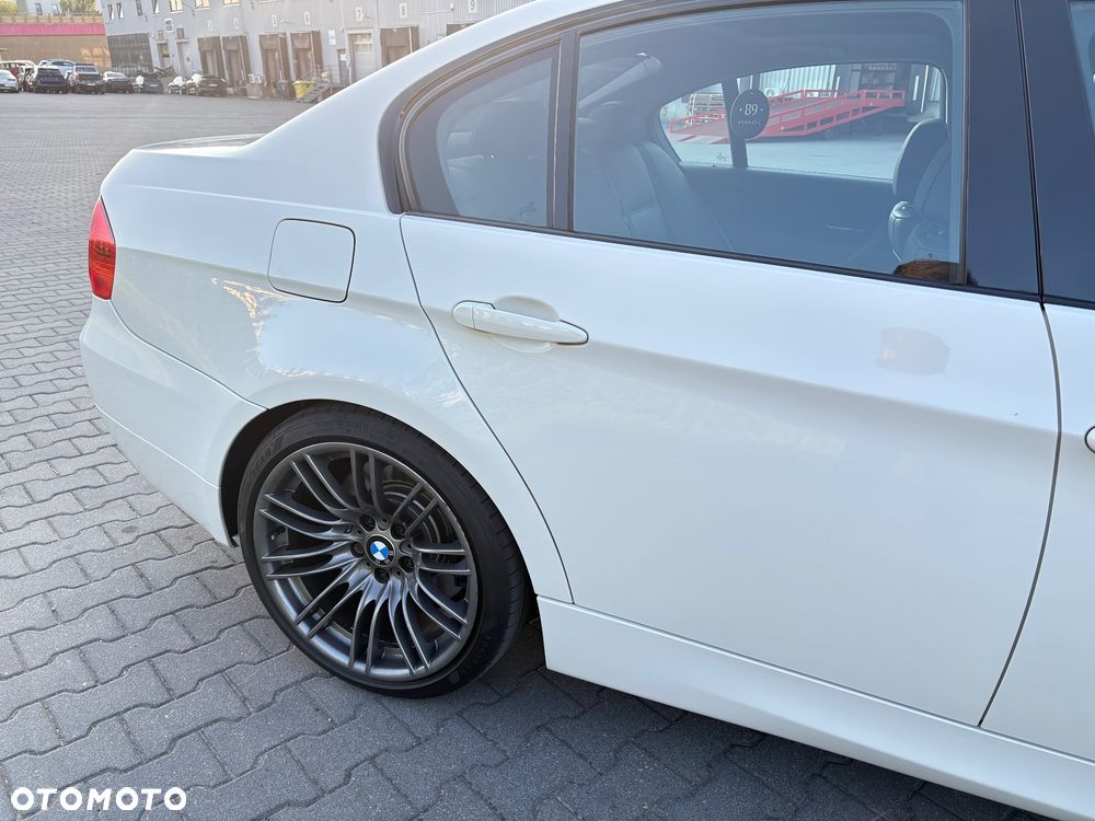 BMW Seria 3 335i - 21