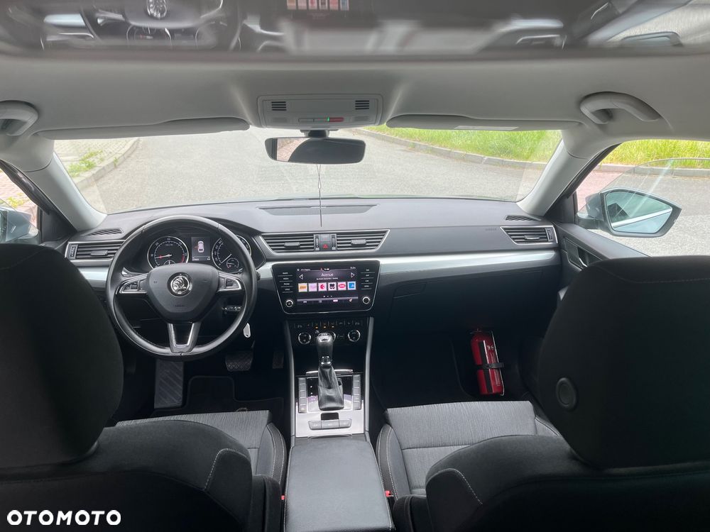 Skoda Superb 2.0 TDI DSG Style - 18