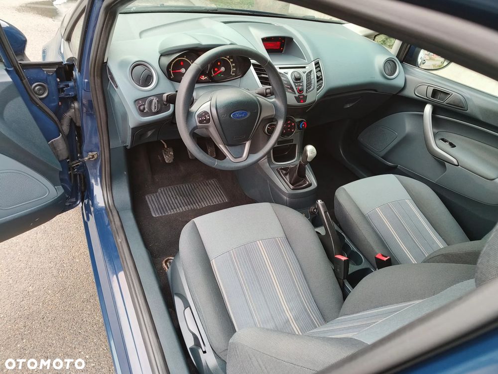 Ford Fiesta 1.25 Trend Edition - 8