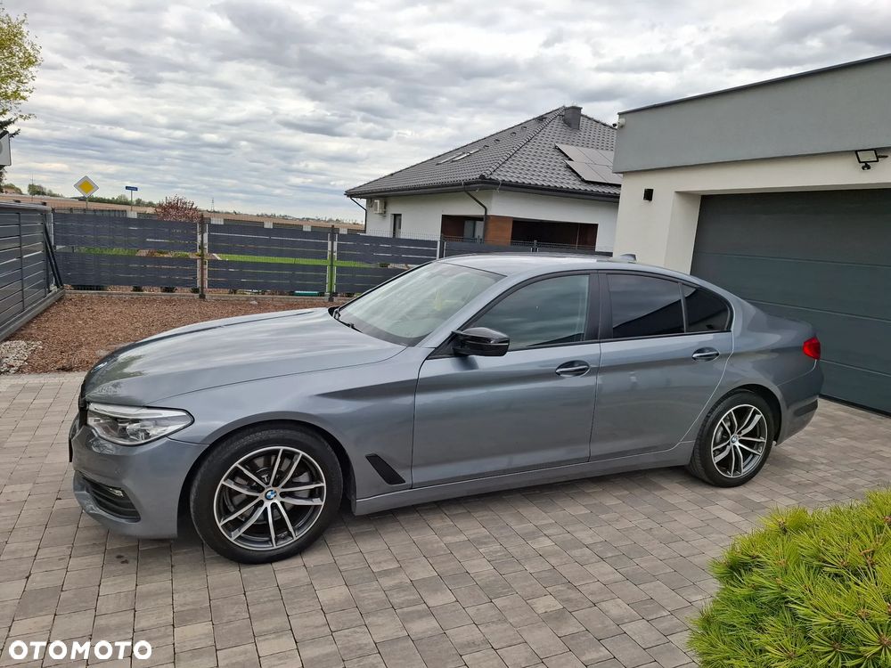 BMW Seria 5 520d Efficient Dynamics Edition - 10