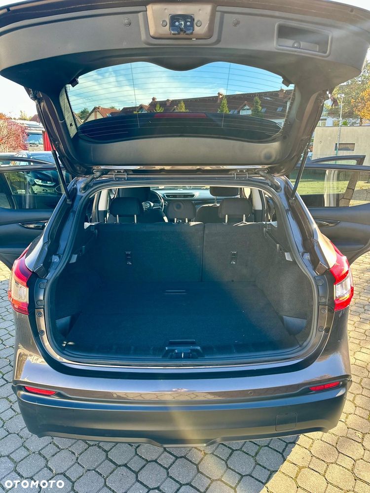 Nissan Qashqai 1.3 DIG-T ACENTA - 10