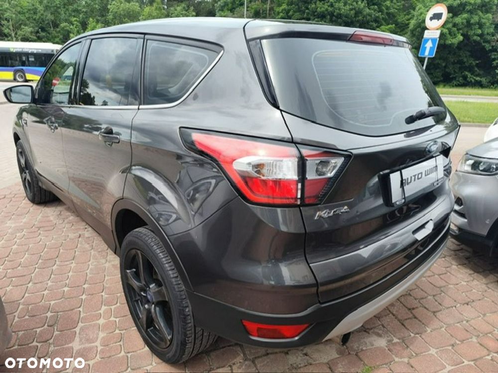 Ford Kuga 1.5 EcoBoost 4x4 Titanium - 8